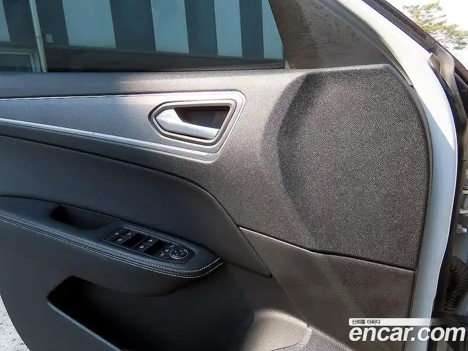 Renault XM3 2022 1.6 Автомат в Москве № 524251, фото 11