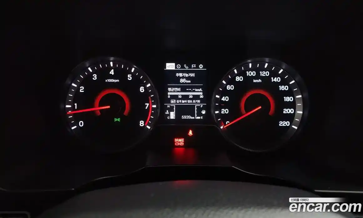 SsangYong TIBOLI 2021 1.5 Механическая в Москве № 524899, фото 8