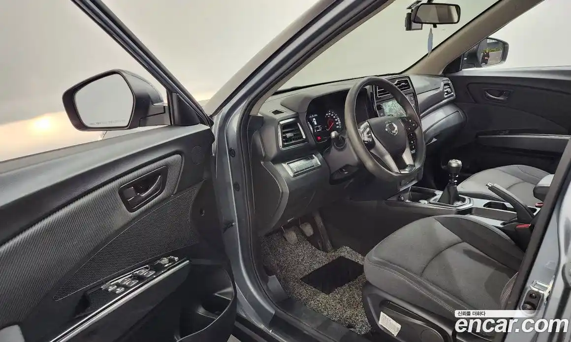 SsangYong TIBOLI 2021 1.5 Механическая в Москве № 524899, фото 10