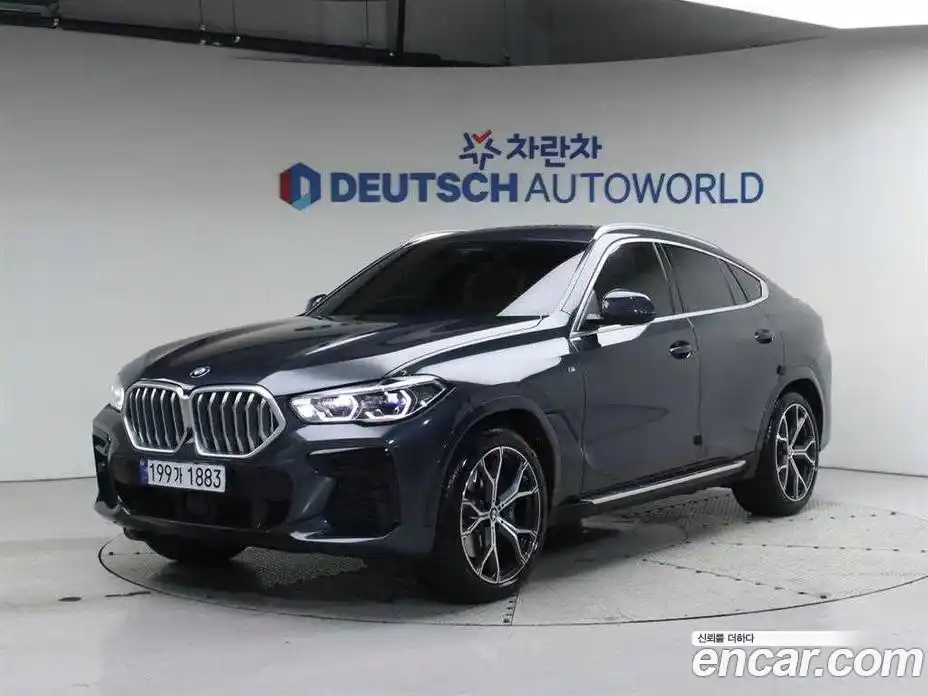 BMW X6 2022 3.0 Автомат в Москве № 525463, фото 1