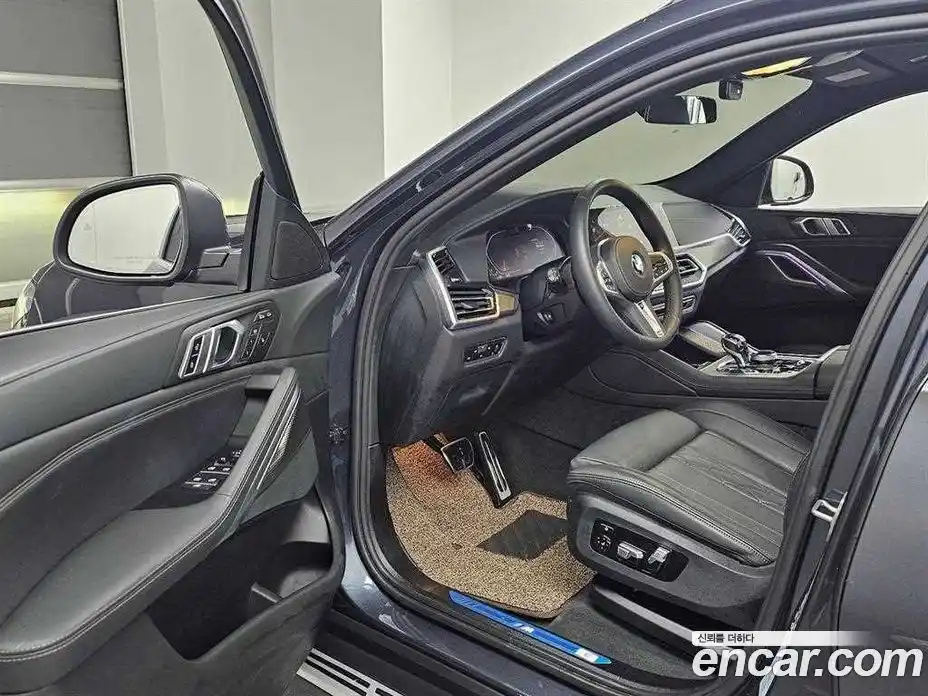 BMW X6 2022 3.0 Автомат в Москве № 525463, фото 11