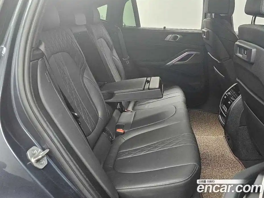 BMW X6 2022 3.0 Автомат в Москве № 525463, фото 12