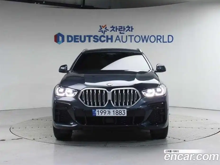 BMW X6 2022 3.0 Автомат в Москве № 525463, фото 3