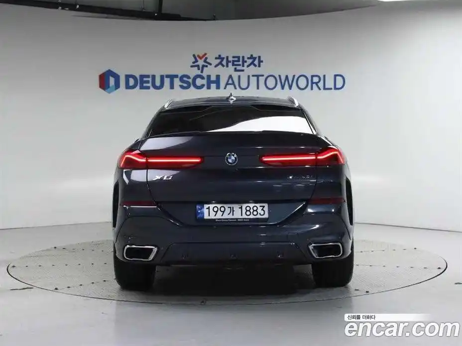 BMW X6 2022 3.0 Автомат в Москве № 525463, фото 4