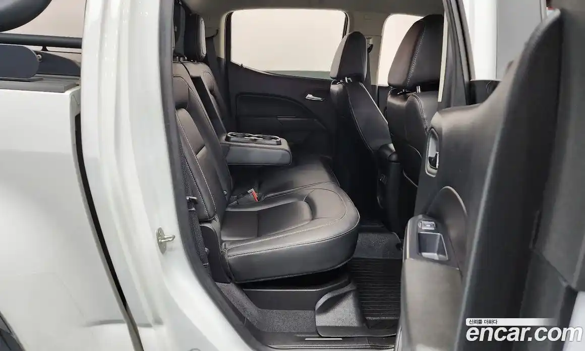 Chevrolet Colorado 2020 3.6 Автомат в Москве № 527762, фото 12