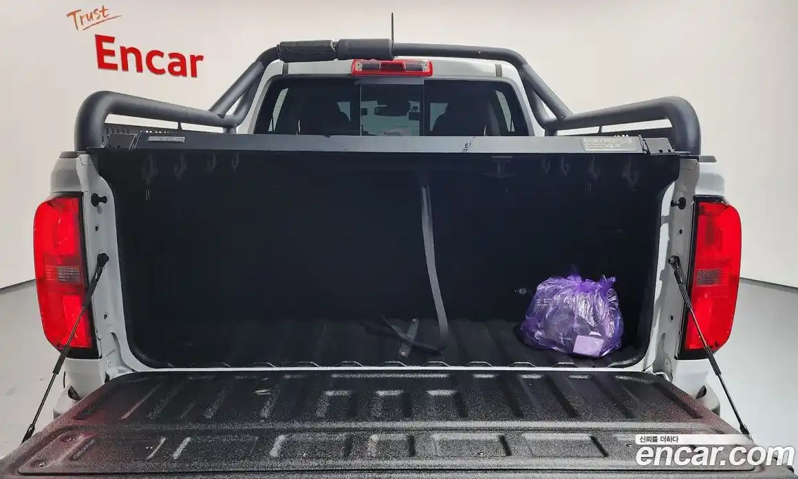 Chevrolet Colorado 2020 3.6 Автомат в Москве № 527762, фото 20