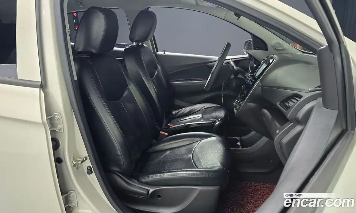 Chevrolet Spark 2017 1.0 Автомат в Москве № 527962, фото 10