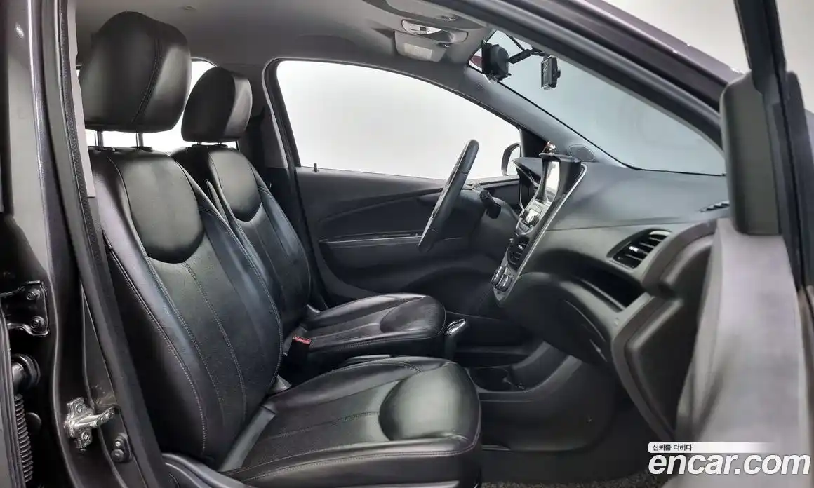 Chevrolet Spark 2016 1.0 Автомат в Москве № 527981, фото 10