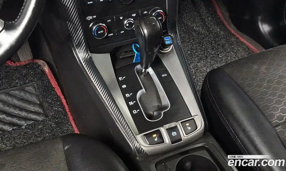 Chevrolet Captiva 2015 2.0 Автомат в Москве № 528650, фото 9