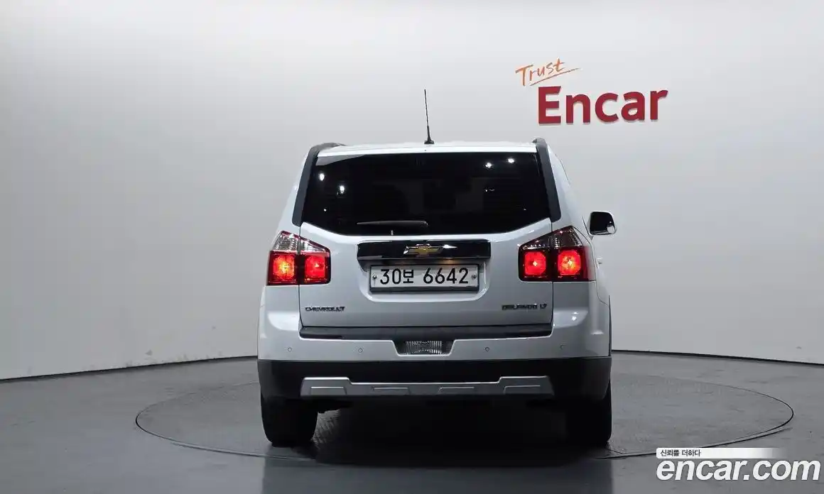 Chevrolet Orlando 2012 2.0 Автомат в Москве № 528750, фото 4