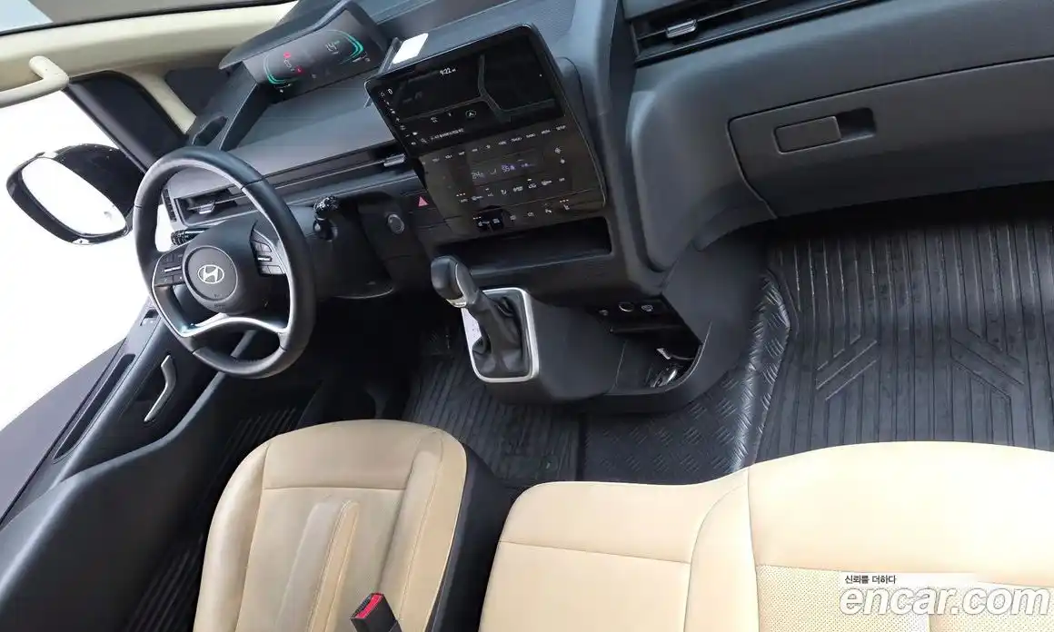 Hyundai Staria 2025 1.6 Автомат в Москве № 529724, фото 7