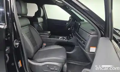 Hyundai Santa Fe 2024 1.6 Автомат в Москве № 530159, миниатюра 10