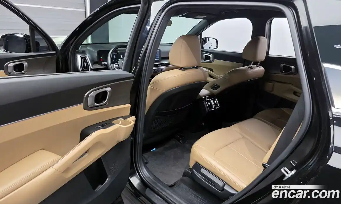 Kia Sorento 2024 1.6 Автомат в Москве № 532159, фото 11