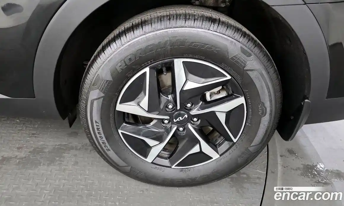 Kia Sorento 2024 1.6 Автомат в Москве № 532159, фото 5