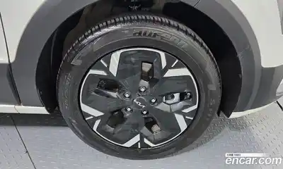 Kia Niro 2024 0.2 Автомат в Москве № 532685, миниатюра 5