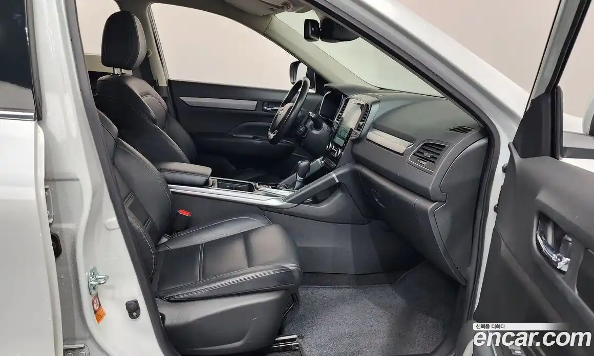 Renault QM6 2023 2.0 Автомат в Москве № 533575, фото 11