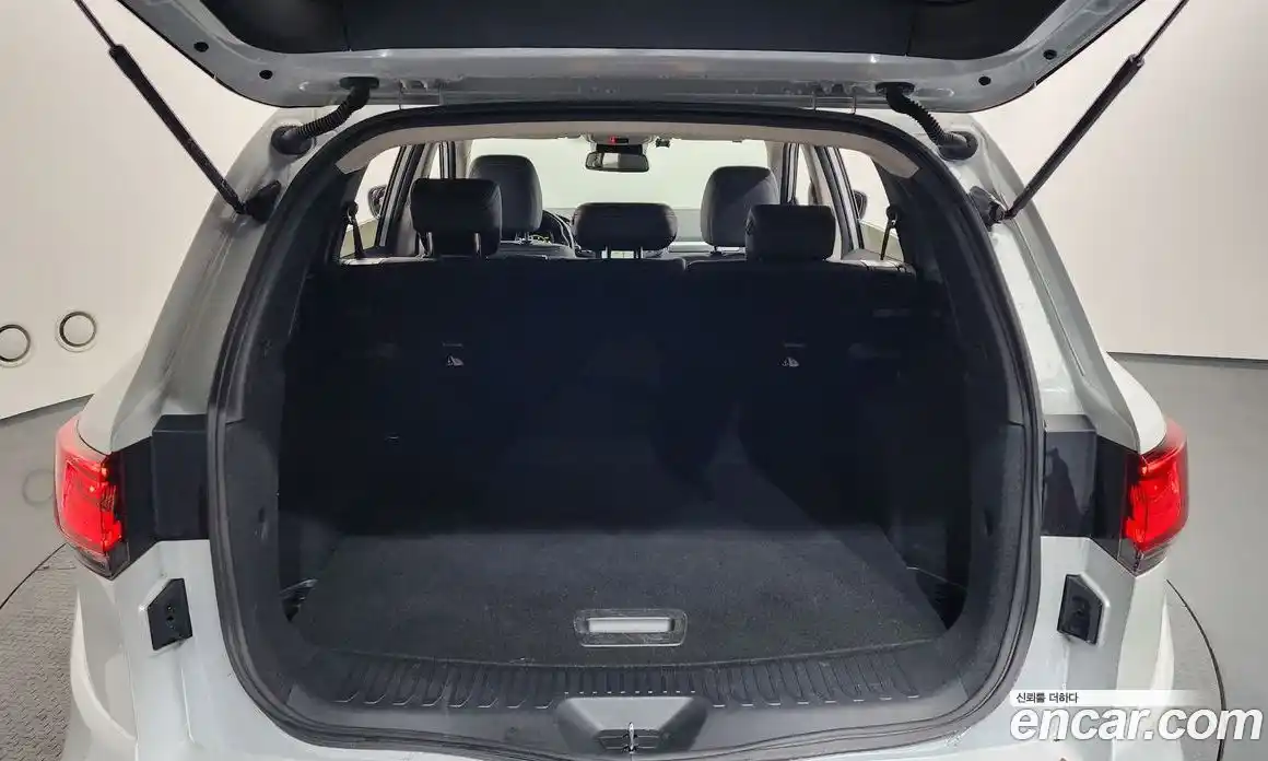 Renault QM6 2023 2.0 Автомат в Москве № 533575, фото 20