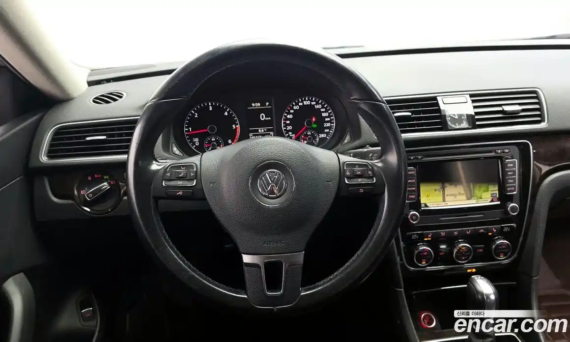 Volkswagen Passat 2014 2.0 Автомат в Москве № 533576, фото 13