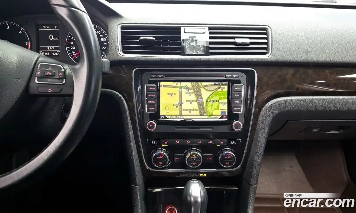 Volkswagen Passat 2014 2.0 Автомат в Москве № 533576, фото 14