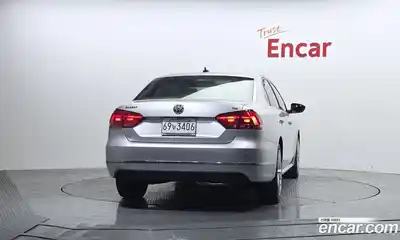 Volkswagen Passat 2014 2.0 Автомат в Москве № 533576, миниатюра 4