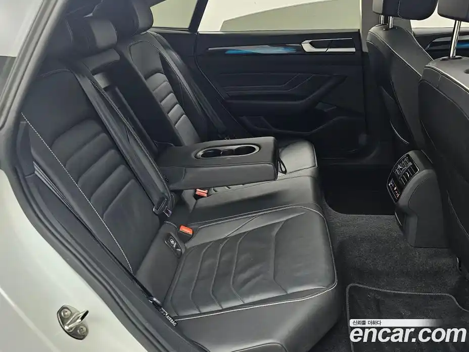 Volkswagen Arteon 2022 2.0 Автомат в Москве № 533937, фото 12