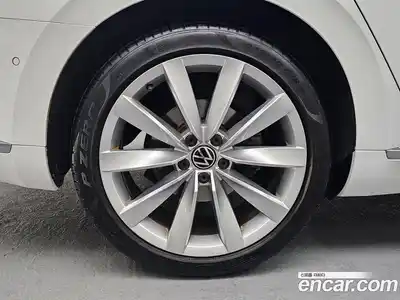 Volkswagen Arteon 2022 2.0 Автомат в Москве № 533937, миниатюра 5