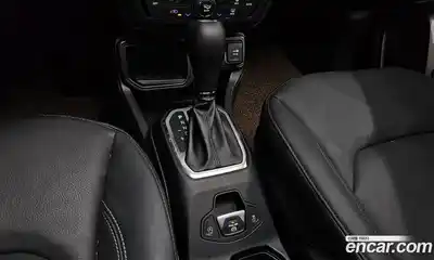 Jeep Renegade 2023 1.3 Автомат в Москве № 534506, миниатюра 9