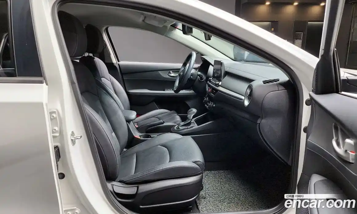 Kia K3 2019 1.6 Автомат в Москве № 534957, фото 10