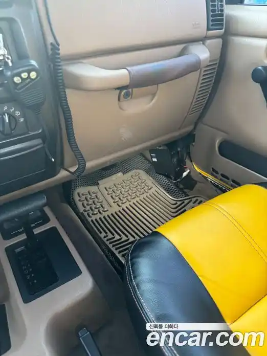 Jeep Wrangler 2000 4.0 Автомат в Москве № 535356, фото 9