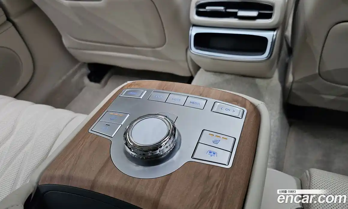 Genesis G80 2025 2.5 Автомат в Москве № 536216, фото 19