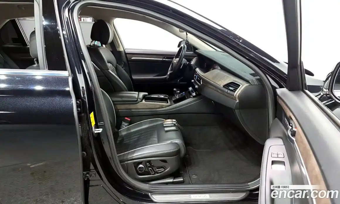 Genesis G90 2019 3.8 Автомат в Москве № 536749, фото 11