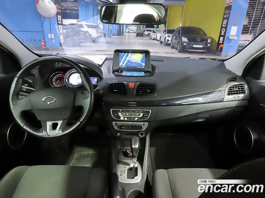 Renault SM3 2015 1.6 Автомат в Москве № 537177, фото 7