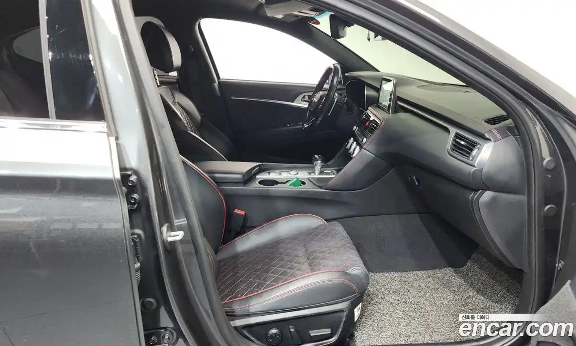 Genesis G70 2018 2.0 Автомат в Москве № 537463, фото 11