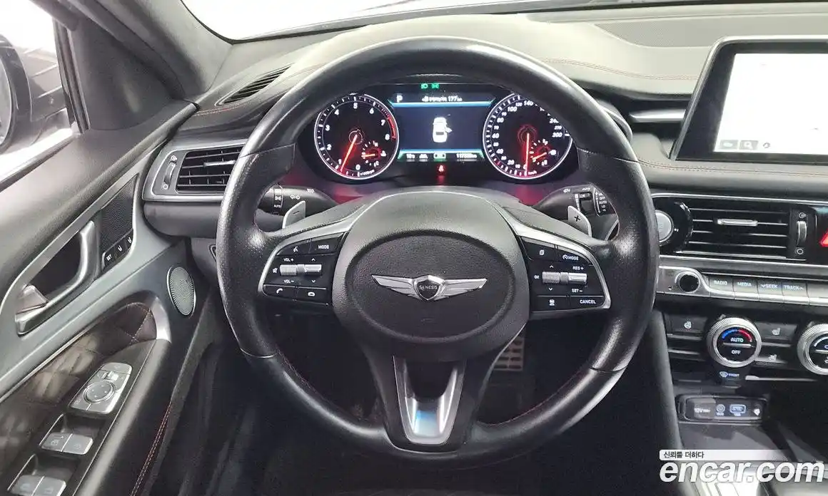 Genesis G70 2018 2.0 Автомат в Москве № 537463, фото 13