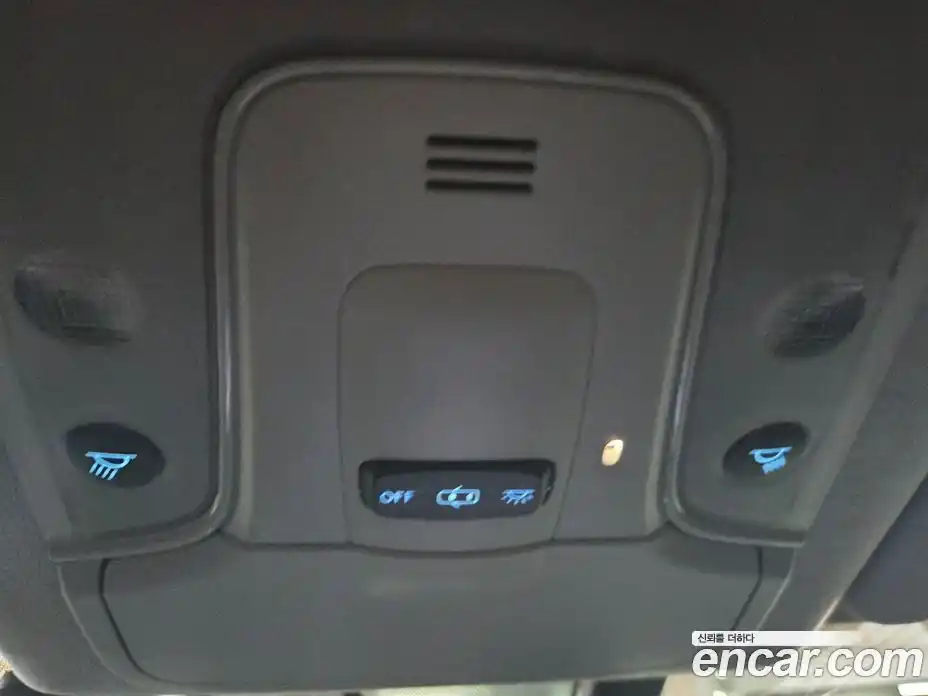 Toyota Prius 2018 1.8 Автомат в Москве № 538282, фото 12