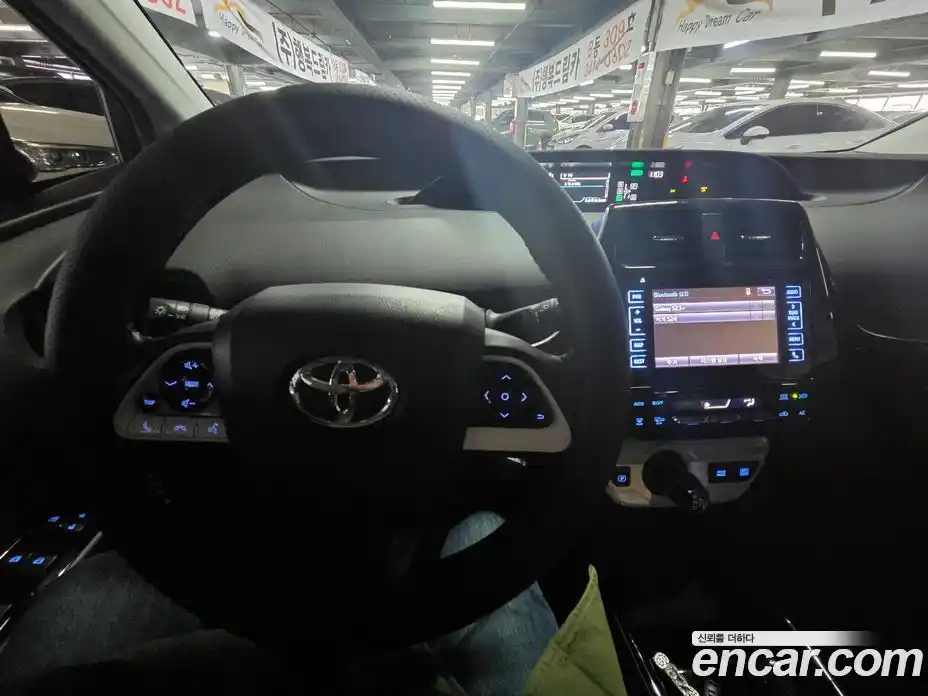 Toyota Prius 2018 1.8 Автомат в Москве № 538282, фото 9