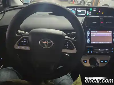 Toyota Prius 2018 1.8 Автомат в Москве № 538282, миниатюра 10