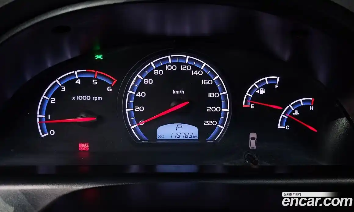 SsangYong Rexton 2015 2.0 Автомат в Москве № 539141, фото 8