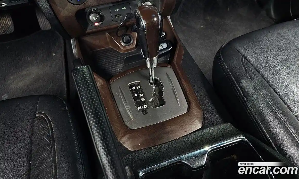 SsangYong Rexton 2015 2.0 Автомат в Москве № 539141, фото 9