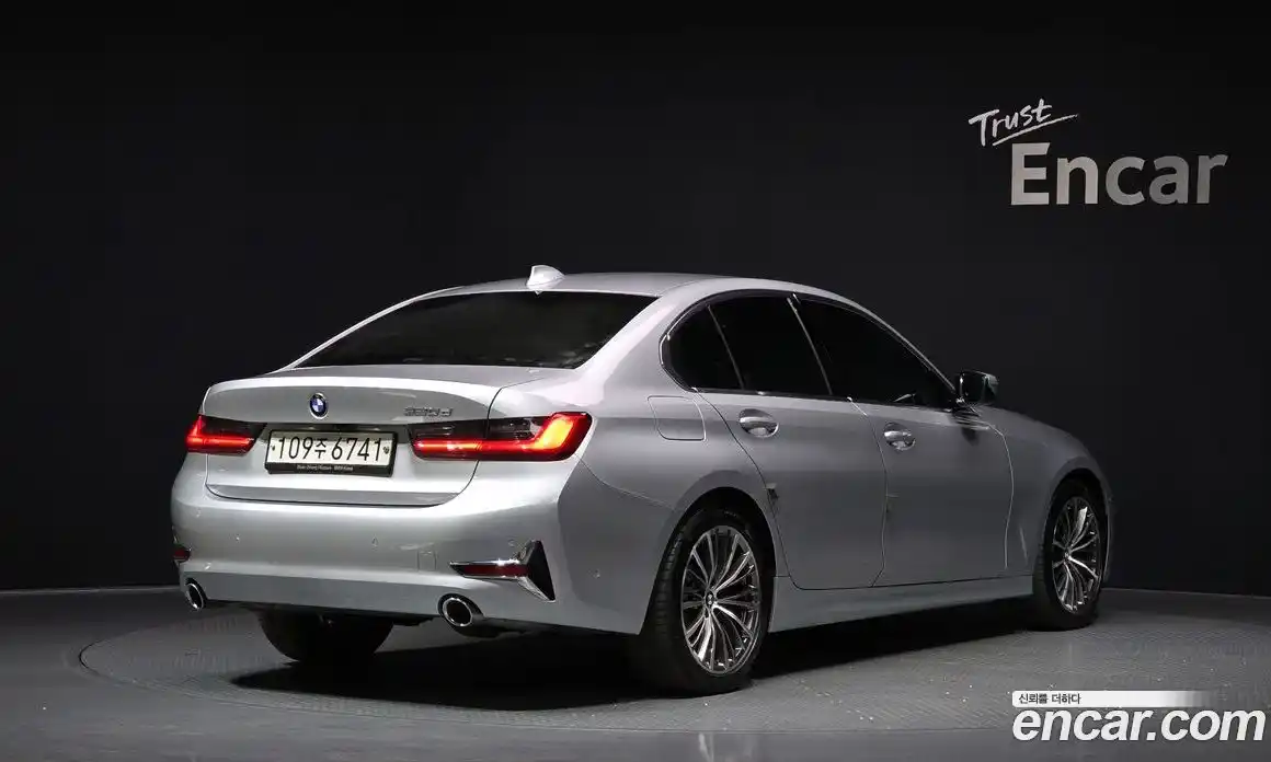 BMW 3-Series 2019 2.0 Автомат в Москве № 539758, фото 2