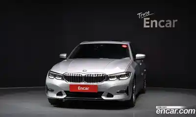 BMW 3-Series 2019 2.0 Автомат в Москве № 539758, миниатюра 3