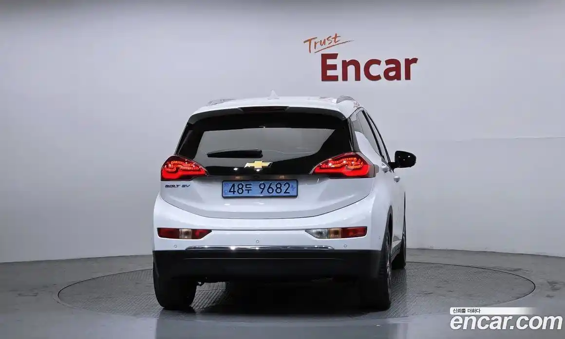 Chevrolet Bolt EV 2021 0.2 Автомат в Москве № 539906, фото 4