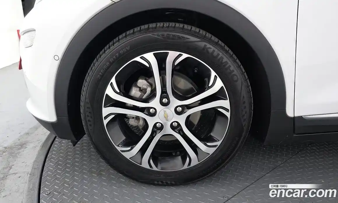 Chevrolet Bolt EV 2021 0.2 Автомат в Москве № 539906, фото 5