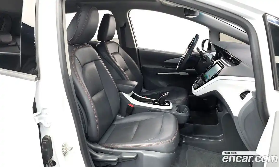 Chevrolet Bolt EV 2021 0.2 Автомат в Москве № 539906, фото 10