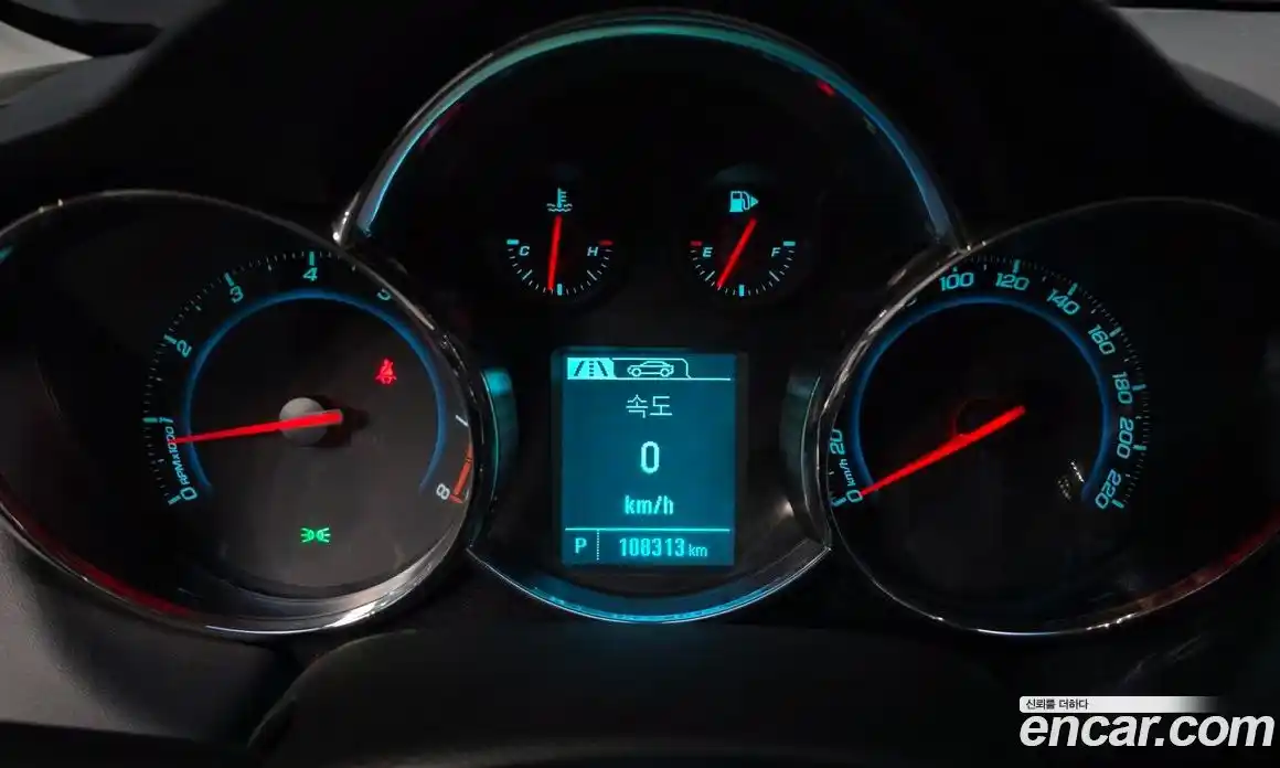 Chevrolet Cruze 2014 1.8 Автомат в Москве № 540221, фото 8