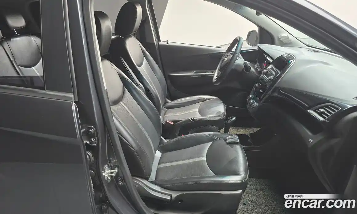 Chevrolet Spark 2019 1.0 Автомат в Москве № 540257, фото 10