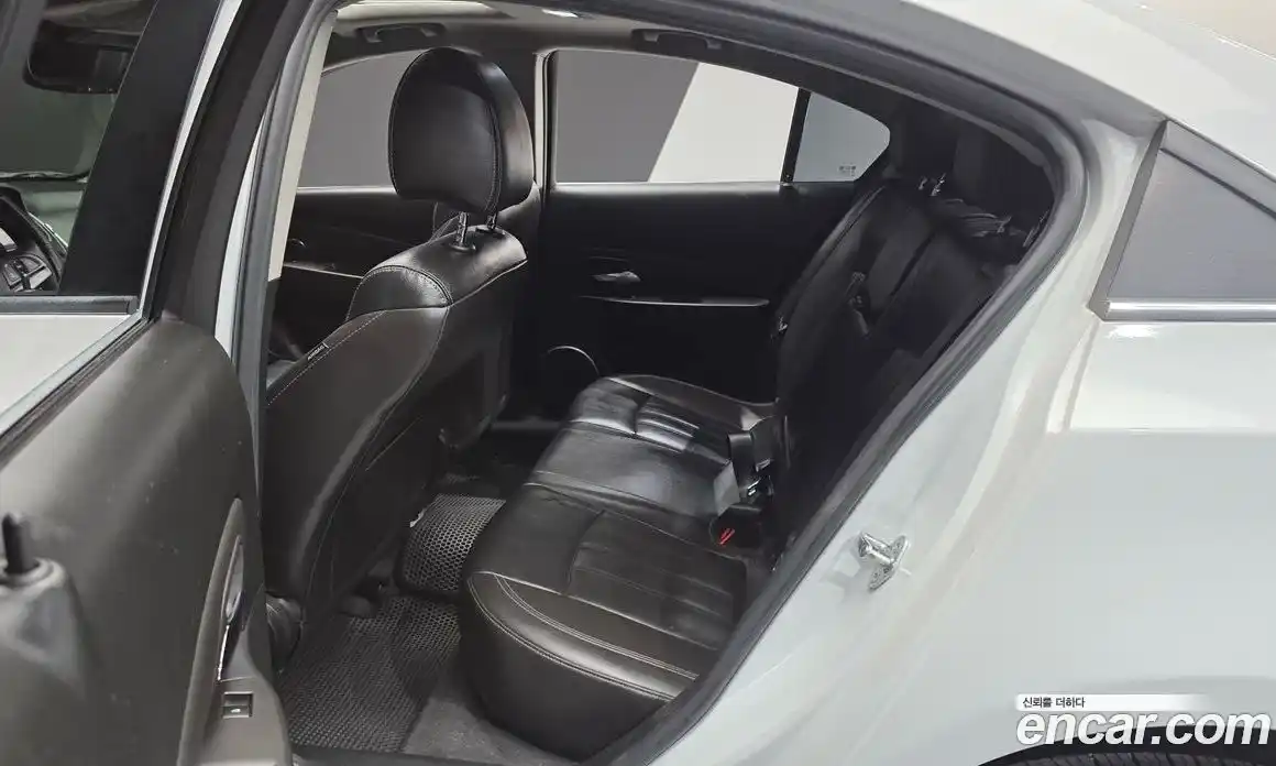 Chevrolet Cruze 2013 1.8 Автомат в Москве № 540377, фото 13