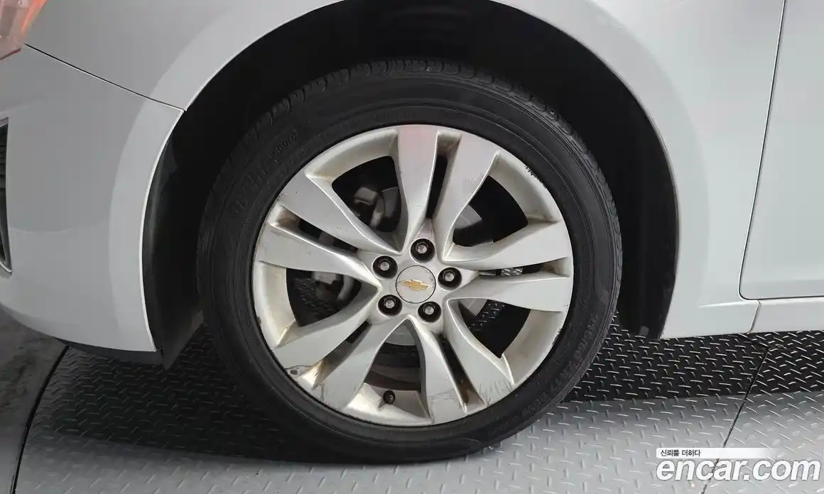 Chevrolet Cruze 2013 1.8 Автомат в Москве № 540377, фото 5