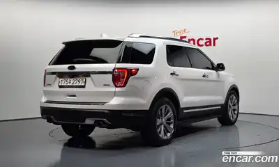 Ford Explorer 2018 2.3 Автомат в Москве № 542462, миниатюра 2