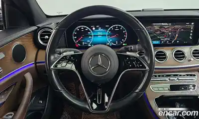 Mercedes-Benz E-Class 2021 2.0 Автомат в Москве № 543348, миниатюра 12